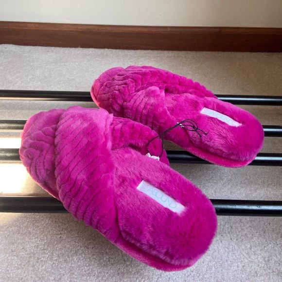 ABOUND Women Sasha Plush Slippers - NEW NWO B - Picture 4 of 8